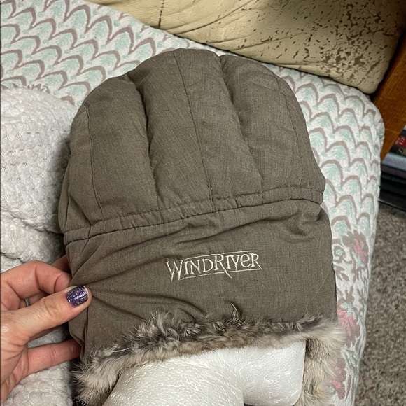 Real Fur down feather filled Trapper Hat with fur ear flaps - Picture 6 of 9